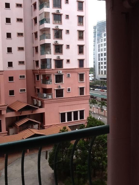 Hp Vacation Marina Court Apartment Kota Kinabalu Room photo